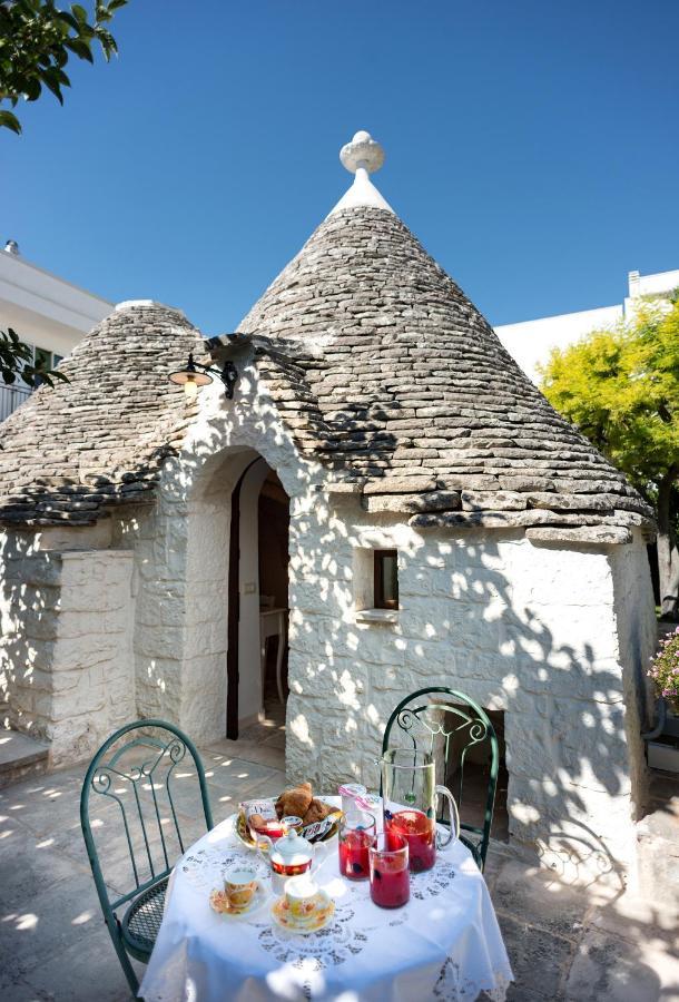 알베르벨로 Trullo Giardino Fiorito B&B 외부 사진