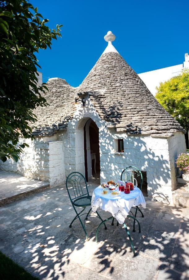 알베르벨로 Trullo Giardino Fiorito B&B 외부 사진
