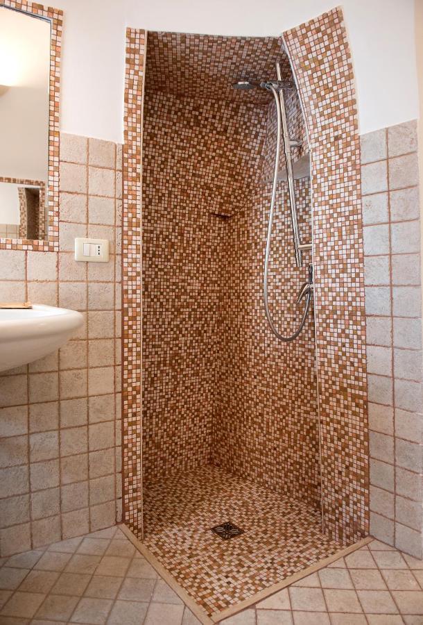 알베르벨로 Trullo Giardino Fiorito B&B 외부 사진