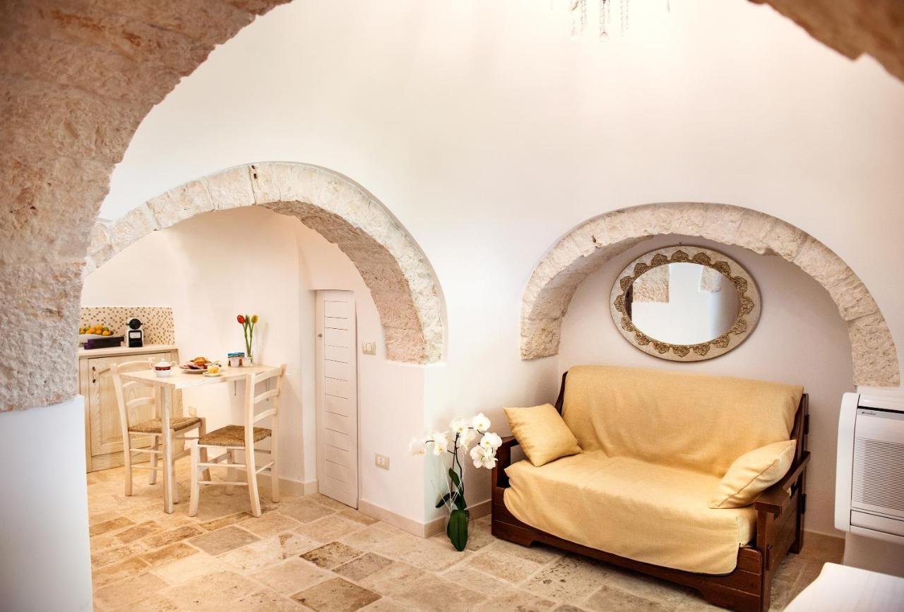 알베르벨로 Trullo Giardino Fiorito B&B 외부 사진