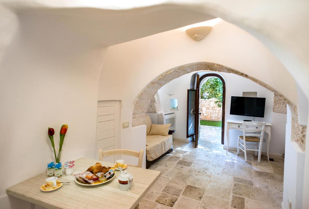 알베르벨로 Trullo Giardino Fiorito B&B 외부 사진